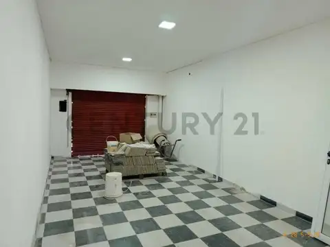 Local en Alquiler en Villa Elvira, $ 700.000