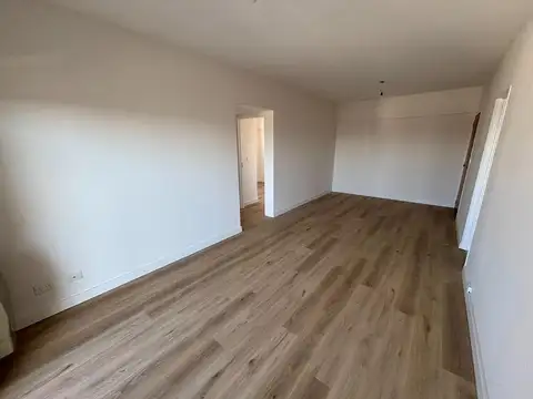 Departamento en Venta en Chacarita, USD 185.000