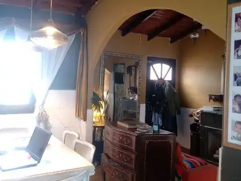 Funes - Ruta 9 - Garita 7 - Casa + Local