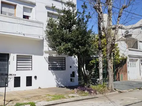 Venta PH 4 Amb. c/Patio y Terraza – Avellaneda