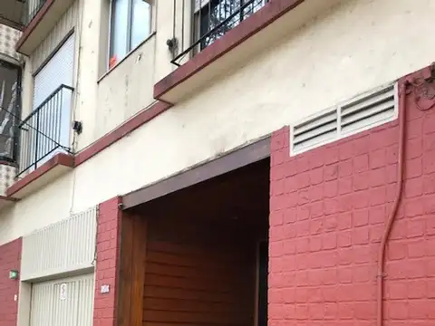 4 amb amplio  frente 2 baños balcon baulera