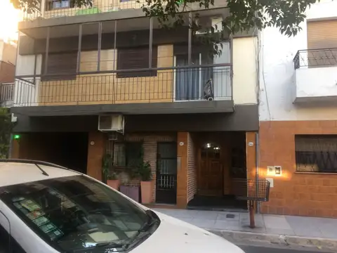 DEPARTAMENTO 2 AMBIENTES C/LAV EXCELENTE ESTADO