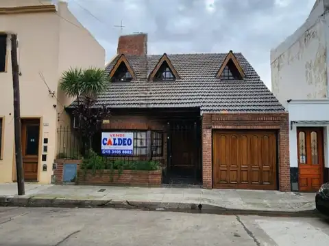 CASA TIPO CHALET 5 AMB CON GARAGE