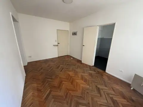 Avenida Córdoba 3200, Piso 5