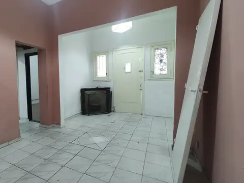 Casa en Alquiler en Villa Lynch, $ 850.000