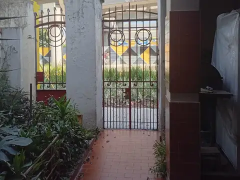 Casa en Venta en Chacarita, USD 295.000