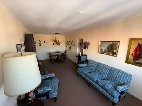 Departamento 4 ambientes con 2 baños