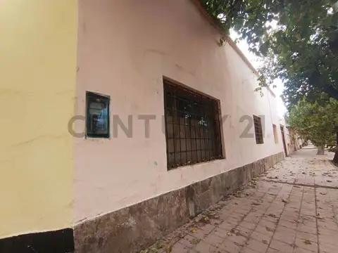 Cadetes Argentinos 9000, Piso 0