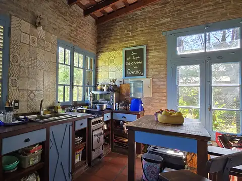 Casa 3 ambientes con 2 baños