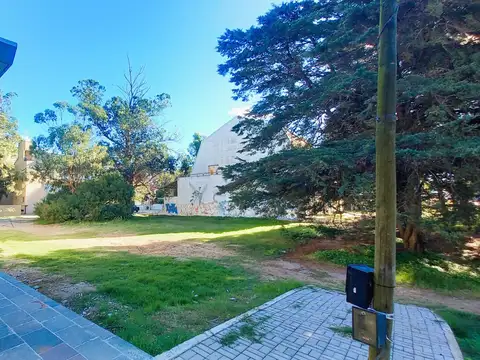 Terreno en Venta de 976,0 m2