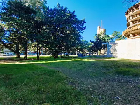 Lote 976 m2 - Zona Av. Bunge y Shaw - Pinamar