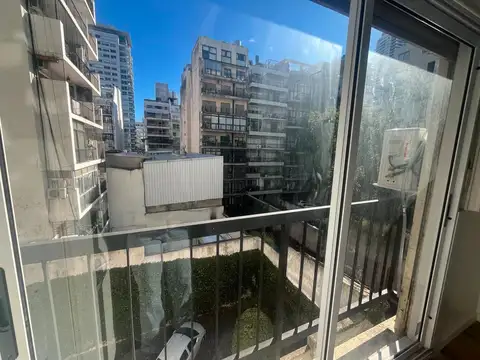 Avenida General Indalecio Chenaut 1700