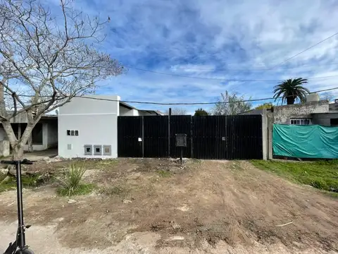 Depto Tipo Casa en Alquiler de 3 ambientes