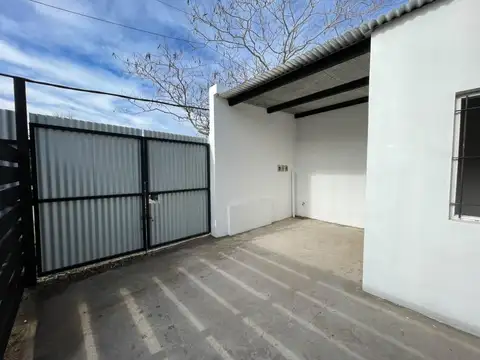 Depto Tipo Casa en Alquiler de 2 dormitorios