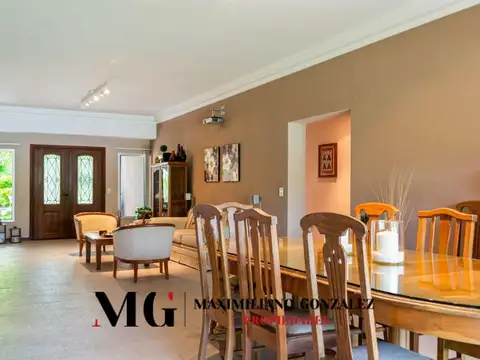 Casa en Venta con 1 cochera