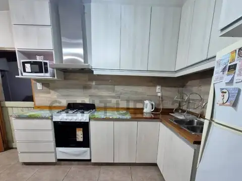 Juan del Favero 9700, Piso 0