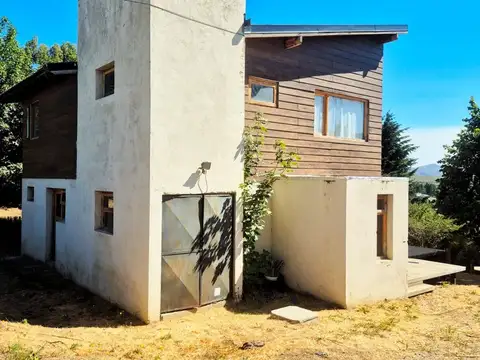 Casa 3 ambientes con 2 baños