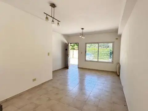 Departamento en Alquiler en Manuel Alberti, $ 880.000