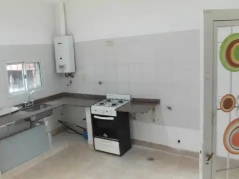 Casa de 2 dormitorios barrio gráfico FISHERTON