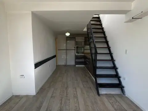 Depto Tipo Casa en Alquiler de 2 dormitorios