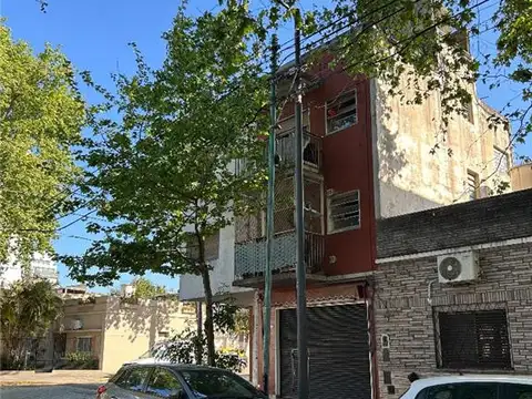 LOCALES - A LA CALLE - PARQUE CHAS, CAPITAL FEDERAL