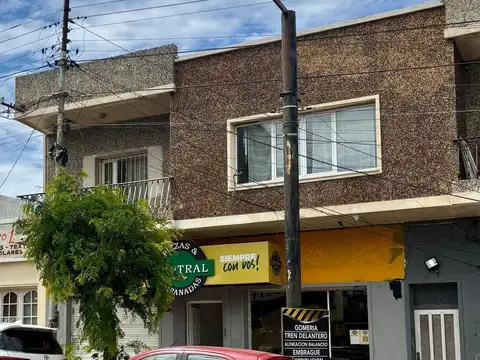 Avenida  Alsina 700