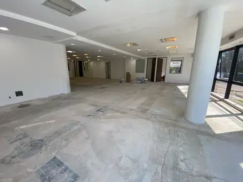 Oficina en  alquiler en lomas de san isidro