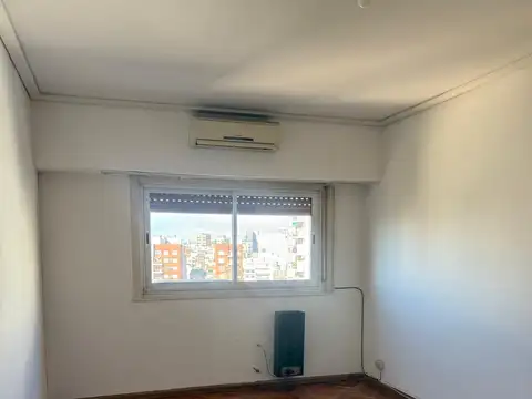 Avenida Rivadavia 4000