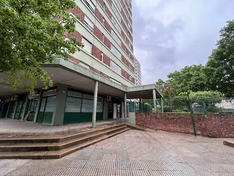 LOCALES - A LA CALLE - VILLA URQUIZA, CAPITAL FEDERAL