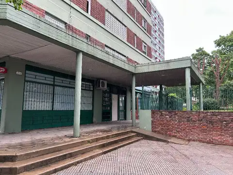 LOCALES - A LA CALLE - VILLA URQUIZA, CAPITAL FEDERAL