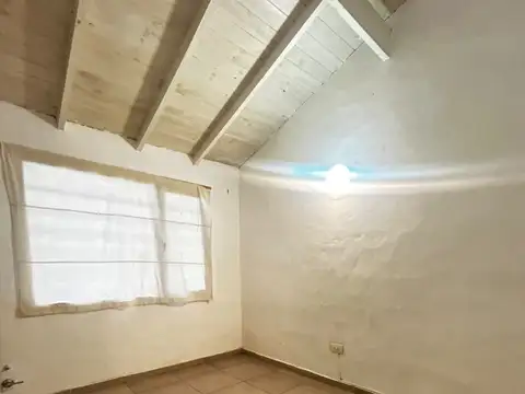 Depto Tipo Casa en Alquiler de 3 ambientes