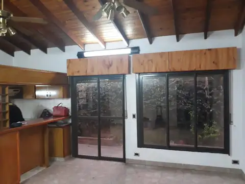 Depto Tipo Casa en Alquiler en Merlo, $ 600.000