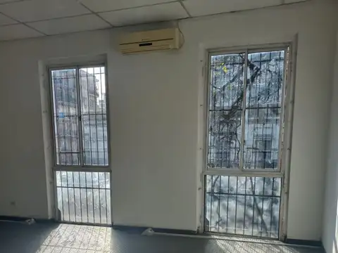 Oficina - Alquiler - Argentina, Capital Federal - MORENO 1800