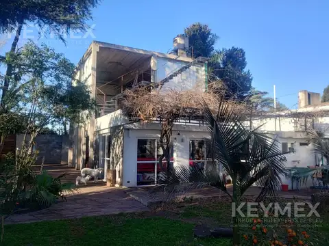 Quinta CON 2 CASAS, PISCINA, Y GALPÓN AMPLIO