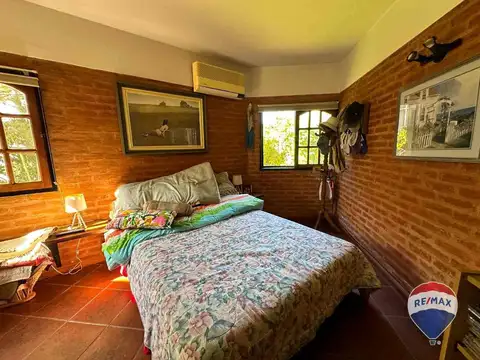 CASA 4 AMBIENTES EN VENTA EN CANNING CON PARQUE