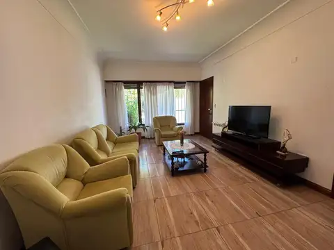 Casa en Venta en Los Pinares, USD 185.000