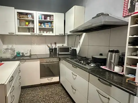 VENTA PH 4 AMB SAAVEDRA A REFACCIONAR CON TERRAZA