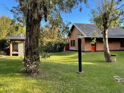 Casa en Venta con 1 cochera