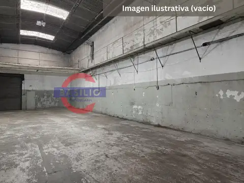 Galpon en Venta 31  mts Fondo