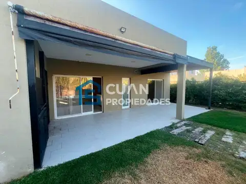 Casa en Venta en La Cañada - Los Arces, USD 180.000