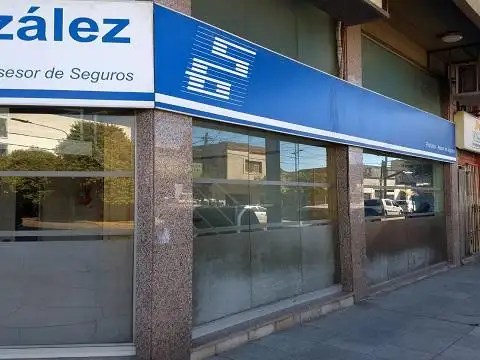 Av. 25 de Mayo esq. Mitre, Escobar