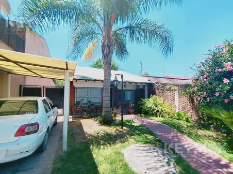 Venta de Casa en Gonzales Catan 6 ambientes