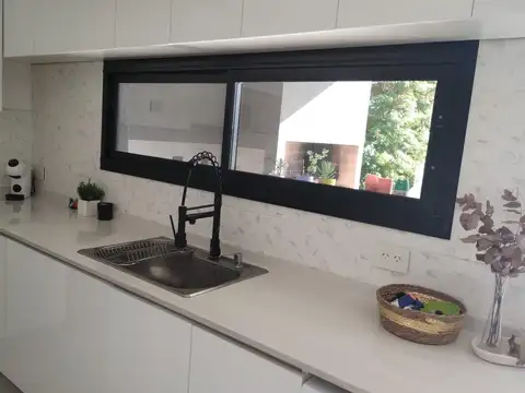 CASA EN VENTA SAN SEBASTIAN