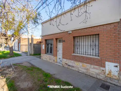 VENTA CASA 3 AMB GALPÓN KILOMETRO 5 APTA CREDITO
