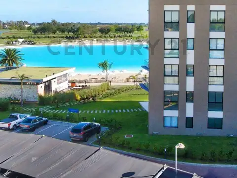 LOS ROBLES 5900