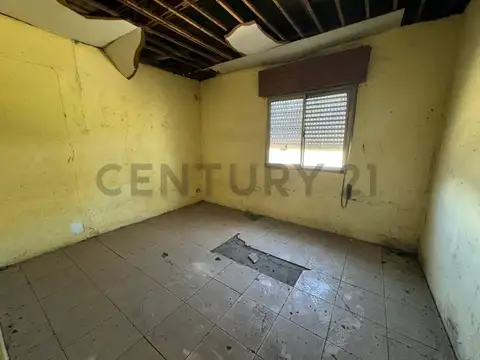 Bocuzzi 1300, Piso 0