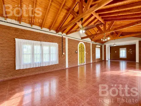 Casa en Alquiler de 3 dormitorios