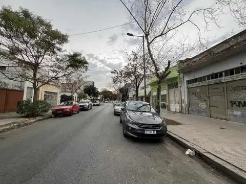 Terreno en Venta en Villa del Parque, USD 289.900