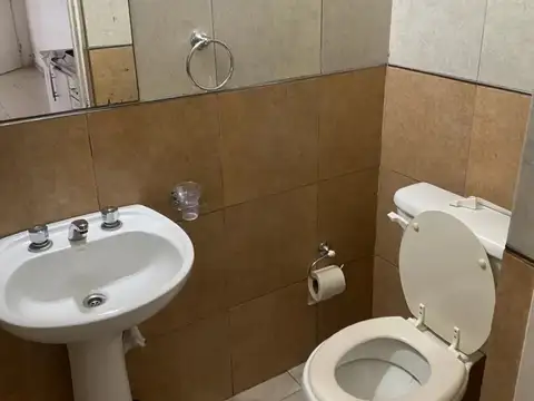 Depto Tipo Casa en Alquiler de 3 ambientes