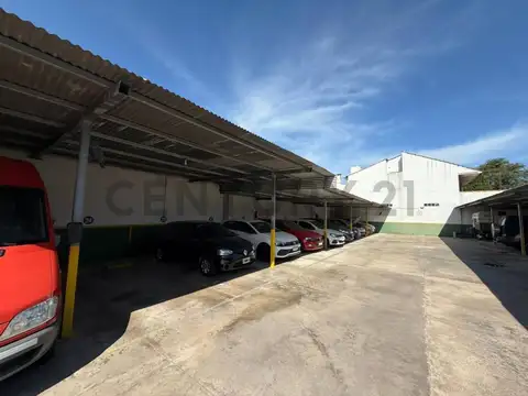 Cocheras en zona San Juan a la venta